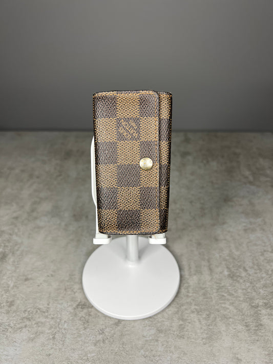 Louis Vuitton 4-Key Holder in Damier Ebene